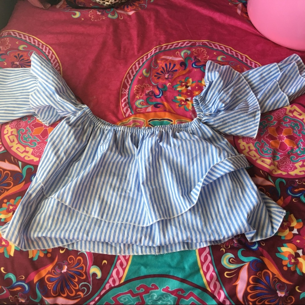 Off the shoulder, blue and white ruffle top.